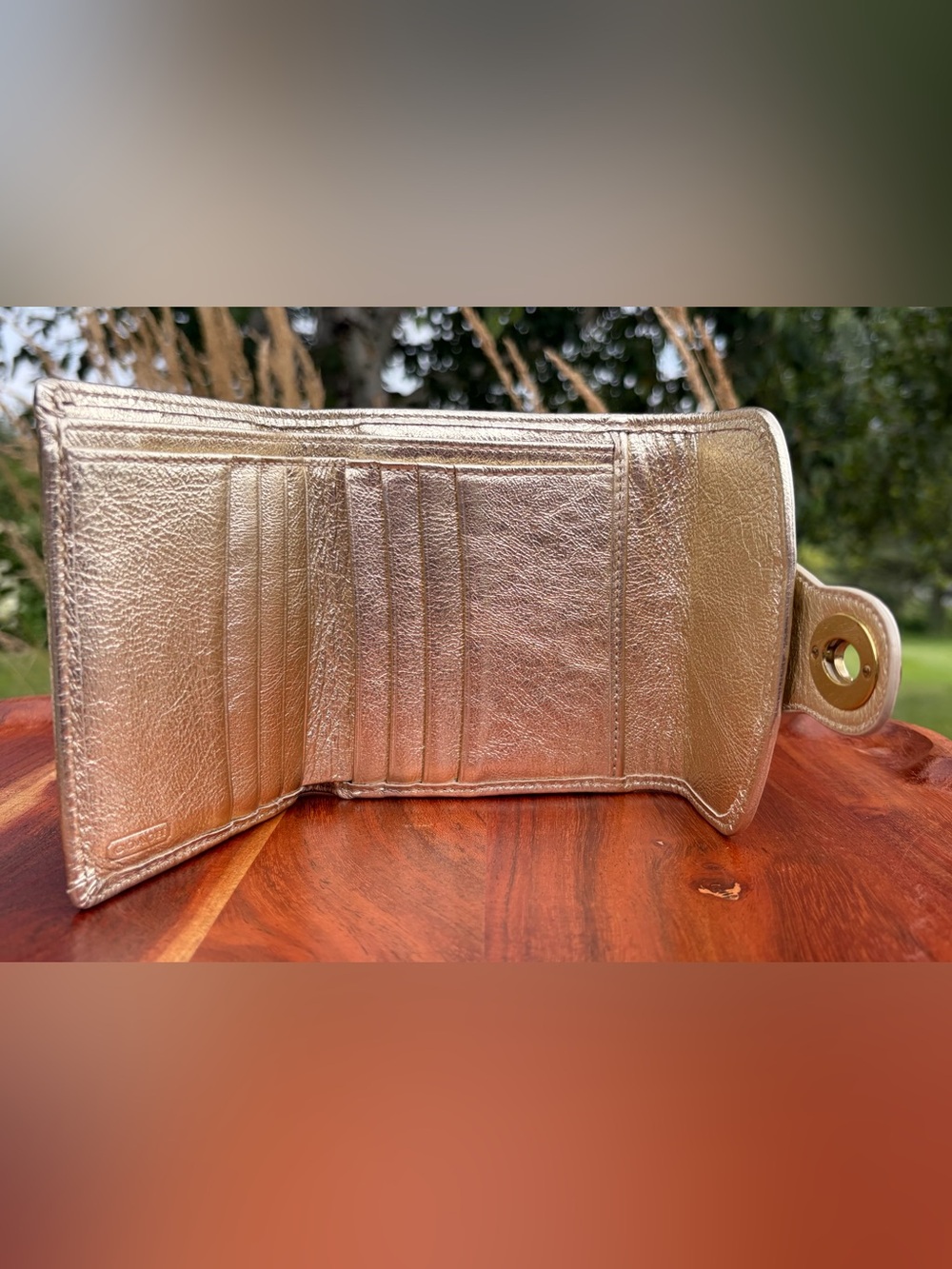 Vintage COACH Signature C Turnlock Metallic Gold French Wallet - Picture 5 of 16